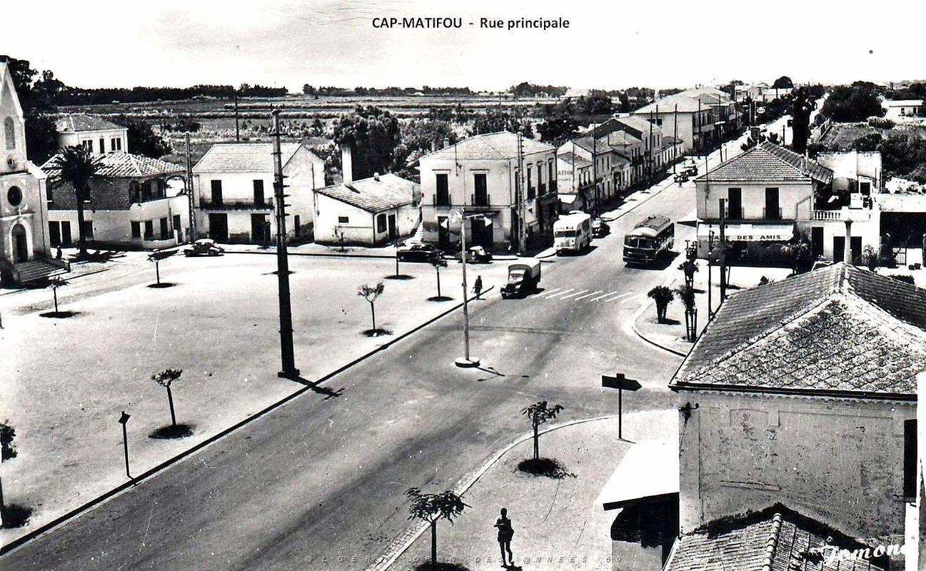 Cap Matifou - Rue principale.jpg